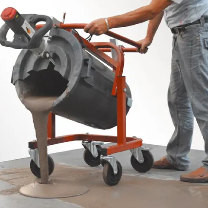 Raimondi FLUIDMIX SPECIAL con enganche universal y varilla 4 ruedas